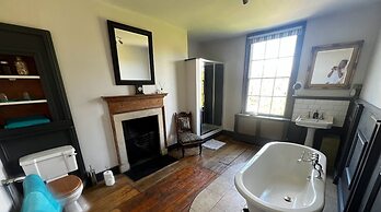 Central Bath Georgian Rooms
