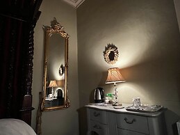 Central Bath Georgian Rooms