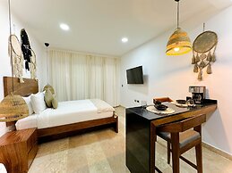 Increible Studio Garden Pool N-B2