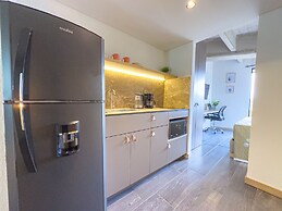 B 48 Living by B Rent