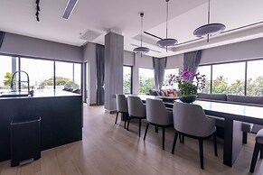 big legend 5 floors of luxury villa