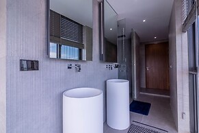 big legend 5 floors of luxury villa