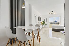 La Marinita- Marina Views Pool Parking Location