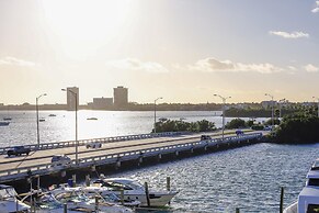 La Marinita- Marina Views Pool Parking Location