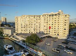 La Marinita- Marina Views Pool Parking Location