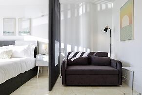 La Marinita- Marina Views Pool Parking Location