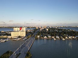 La Marinita- Marina Views Pool Parking Location