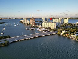 La Marinita- Marina Views Pool Parking Location