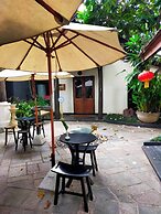 Lunar Mansion Hotel
