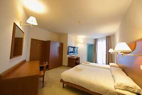 Touring Hotel