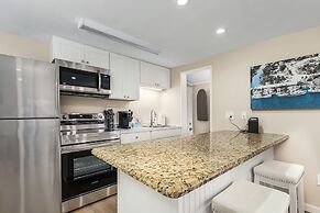 1030 Second Street 1 Bedroom Home by RedAwning