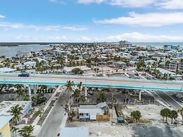 1030 Second Street 1 Bedroom Home by RedAwning