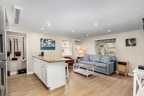 1030 Second Street 1 Bedroom Home by RedAwning