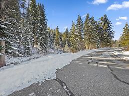 Union Creek Townhome 164b 3 Bedroom Townhouse by RedAwning