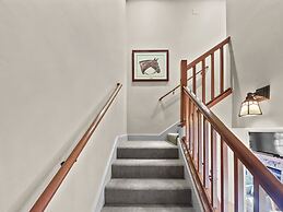 Union Creek Townhome 164b 3 Bedroom Townhouse by RedAwning