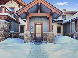 Union Creek Townhome 164b 3 Bedroom Townhouse by RedAwning