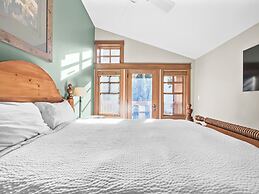 Union Creek Townhome 164b 3 Bedroom Townhouse by RedAwning