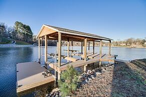Goodview Lake House w/ Boat Dock, Kayaks & Views!