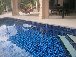 Villa Rosa With Private Pool and Jacuzzi
