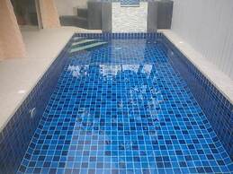 Villa Rosa With Private Pool and Jacuzzi