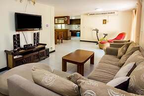 Villa Rosa With Private Pool and Jacuzzi