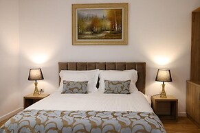 Vila Ferdinand Modern Rooms In Tirana