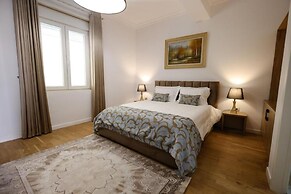Vila Ferdinand Modern Rooms In Tirana