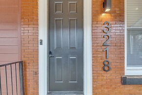 Brewerytown Balcony Retreat W Oxford 1BR