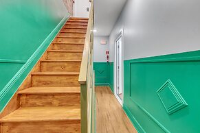 Brewerytown Balcony Retreat W Oxford 1BR