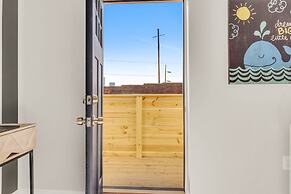 Brewerytown Balcony Retreat W Oxford 1BR