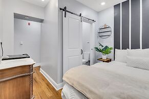 Patio Paradise Central City 2BR Philly