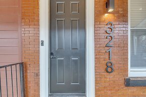 Brewerytown Balcony Retreat 2BR Haven