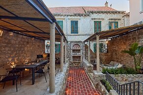 Hedera Estate, Villa Hedera XVII