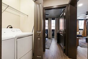 The Pelican by Hosteeva