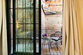 The Pelican by Hosteeva