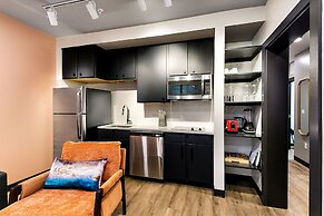 The Pelican by Hosteeva