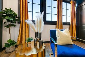 The Pelican by Hosteeva