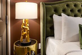 The Pelican by Hosteeva