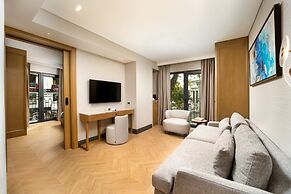 Bentley Hotel Old City