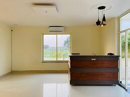 New Corbett Hotel and Resort