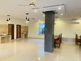 New Corbett Hotel and Resort