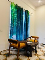 New Corbett Hotel and Resort