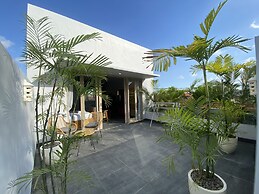 Ethnic Studio Apartment Ubud