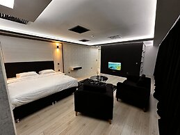 KT Home Hotel & Apartments