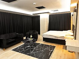 KT Home Hotel & Apartments