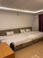 JF ROYAL HOTEL & SUITES