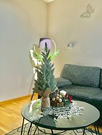 Green Hill Apartment