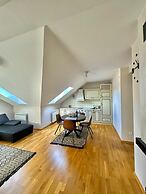 Green Hill Apartment