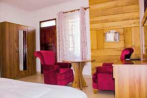 Mkomazi Hotels and Campsite