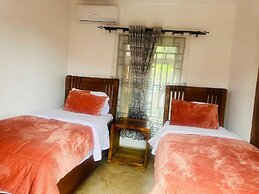 Mkomazi Hotels and Campsite